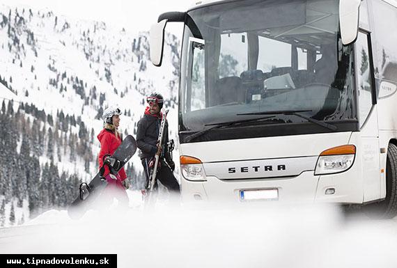 Tip na lyžovačku autobusovou dopravou cena je vrátane skipasov
